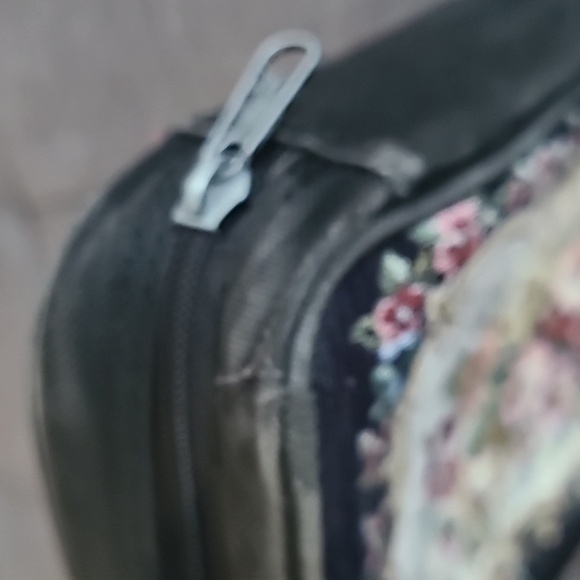 Vintage Bible Cover With Handles Black Floral Print Embroidered Tapestry Zip‎ - Picture 14 of 17